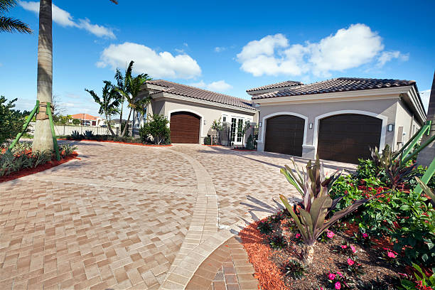 Best Decorative Driveway Pavers  in Lake Stickney, WA
